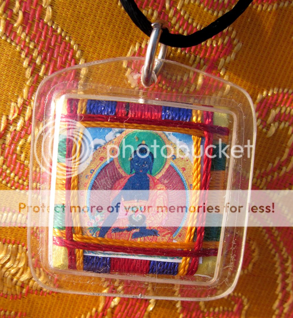 HEALING PROTECTIVE MEDICINE BUDDHA TIBETAN BUDDHIST PENDANT AMULET